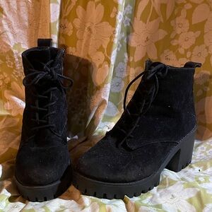 Black Women's Lace-Up Ankle Boots
